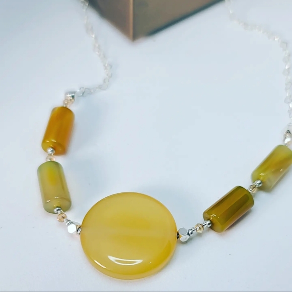 Yellow Agate necklace - Picture 3 of 4